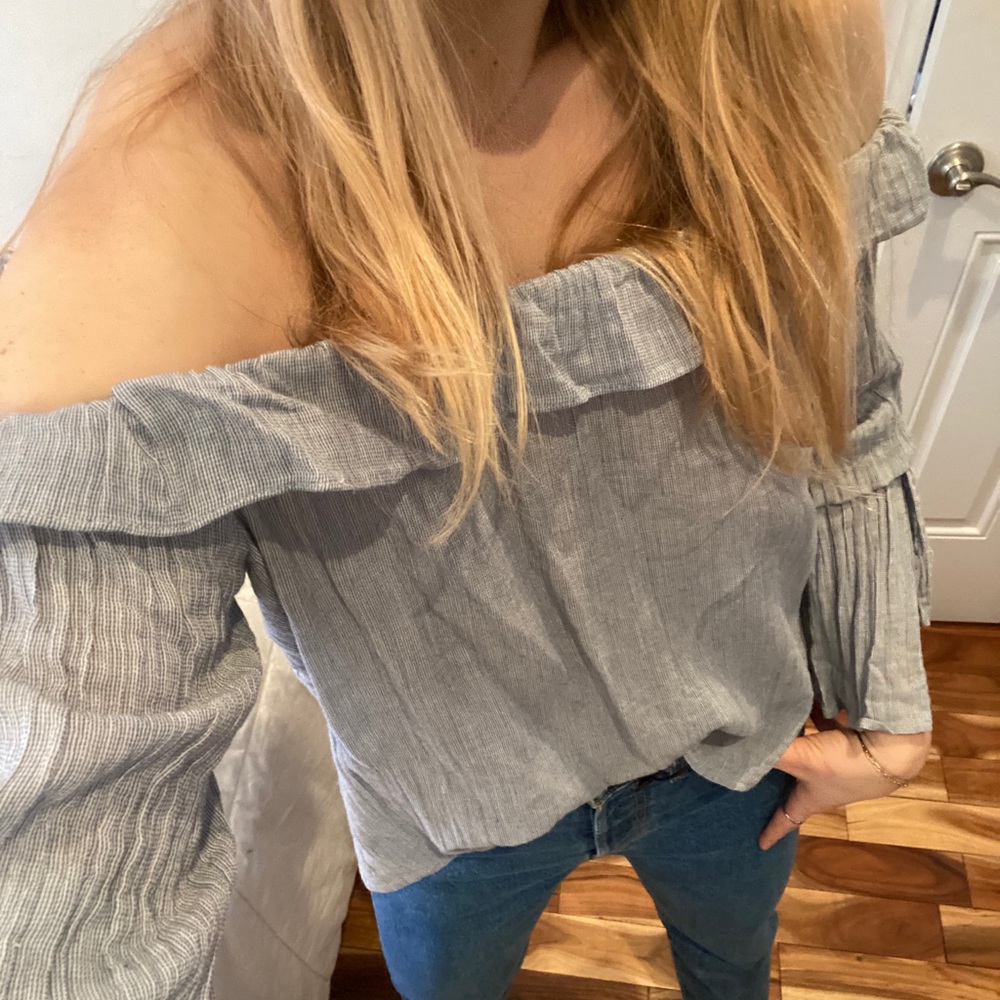 Club Monaco peasant top